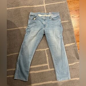 Barely worn Faherty jeans! Size 38